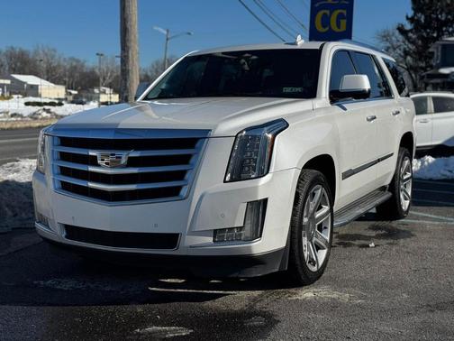 2016 Cadillac Escalade Luxury