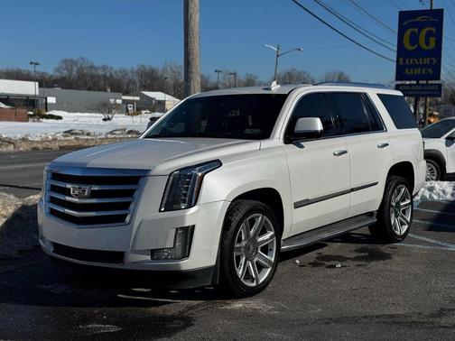 2016 Cadillac Escalade Luxury