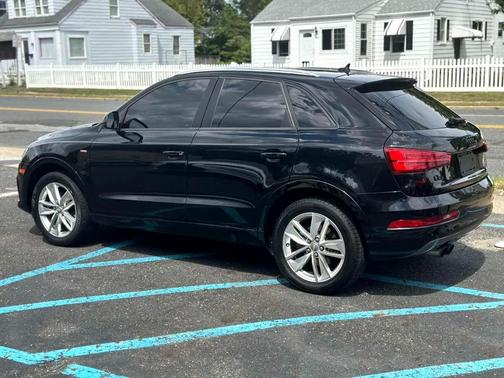 2018 Audi Q3 2.0T Sport Premium