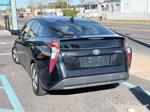 2016 Toyota Prius Two Eco