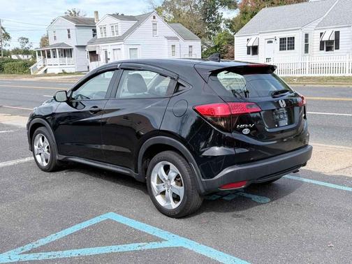 2016 Honda HR-V LX