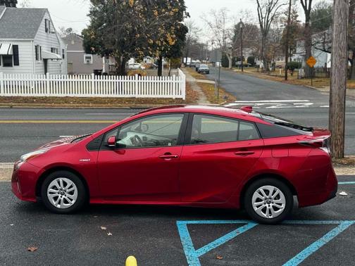 2016 Toyota Prius Two