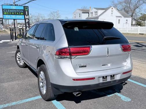 2012 Lincoln MKX Base