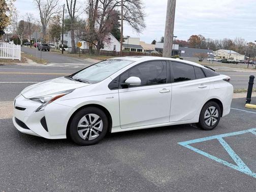 2017 Toyota Prius Four
