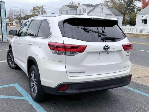 2018 Toyota Highlander Hybrid XLE