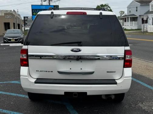 White Platinum Metallic Tri-Coat 2016 Ford Expedition Platinum