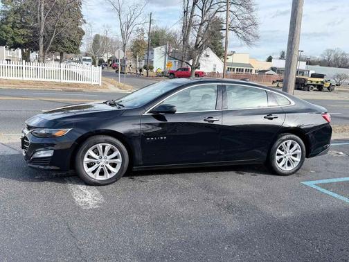 2021 Chevrolet Malibu FWD LT