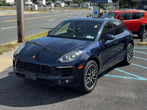 2018 Porsche Macan Sport Edition