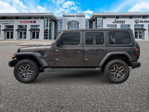 2025 Jeep Wrangler 4-Door Sahara 4x4