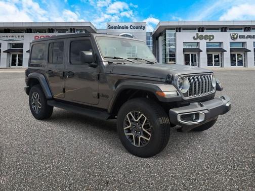 2025 Jeep Wrangler 4-Door Sahara 4x4
