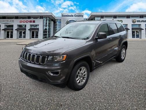 2020 Jeep Grand Cherokee Laredo