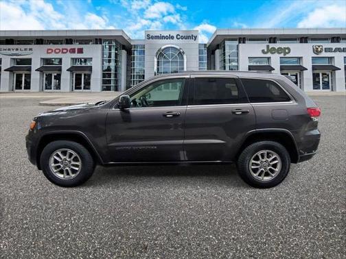 2020 Jeep Grand Cherokee Laredo