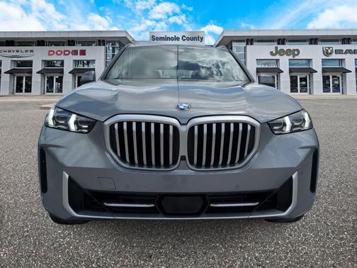 Black 2024 BMW X5 xDrive40i