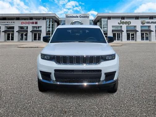 2025 Jeep Grand Cherokee L Laredo