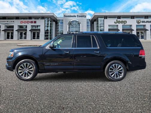 2017 Lincoln Navigator Select