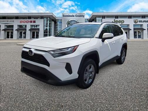 2024 Toyota RAV4 XLE