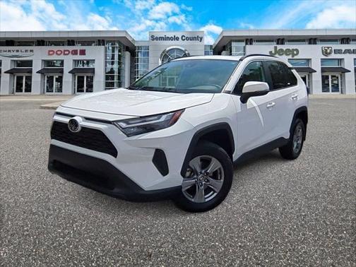 2024 Toyota RAV4 XLE
