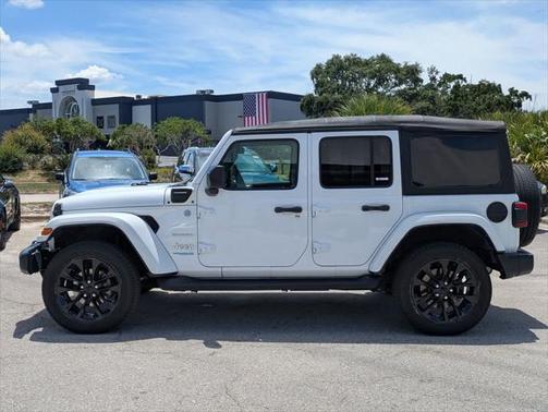 2022 Jeep Wrangler Unlimited 4xe Sahara