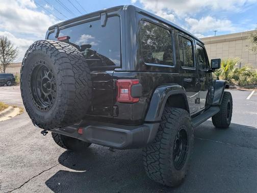 2024 Jeep Wrangler 4-Door Sahara 4x4