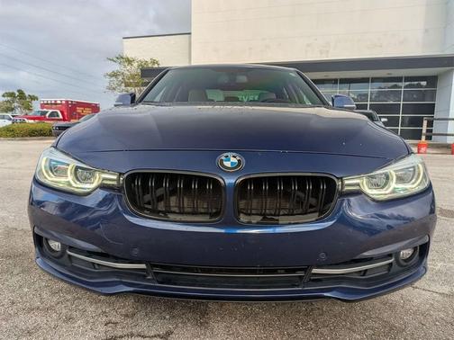 2017 BMW 330 330i