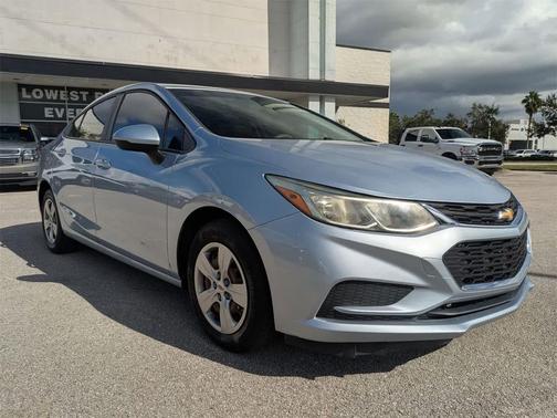 2018 Chevrolet Cruze LS