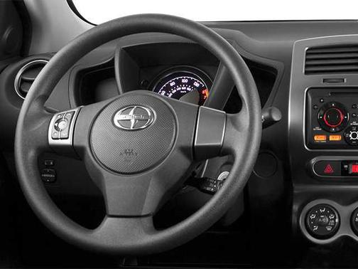 Super White 2013 Scion xD