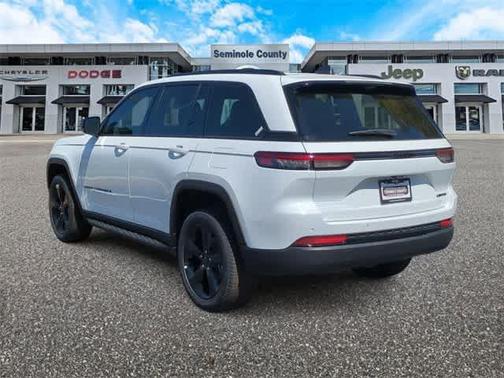 2025 Jeep Grand Cherokee Limited X