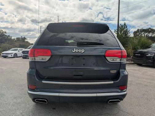 2019 Jeep Grand Cherokee Summit
