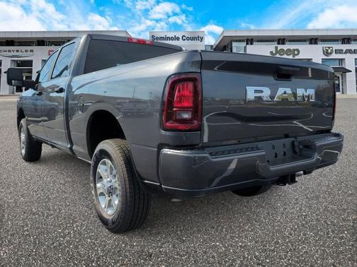 2025 RAM 2500 Big Horn Crew Cab 4x4 6'4' Box