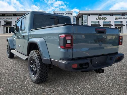 2025 Jeep Gladiator High Tide