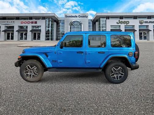2025 Jeep Wrangler 4-Door Sahara 4x4