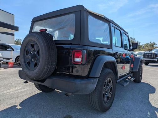 2018 Jeep Wrangler Unlimited Sport