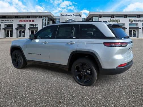 2025 Jeep Grand Cherokee Altitude