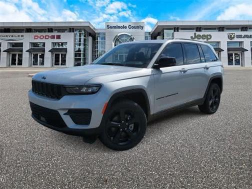 2025 Jeep Grand Cherokee Altitude