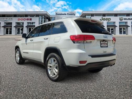 2018 Jeep Grand Cherokee Laredo E