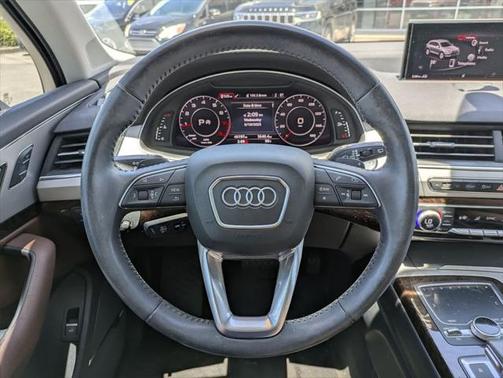 2019 Audi Q7 45 Premium Plus