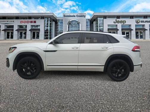 2023 Volkswagen Atlas Cross Sport 3.6L V6 SEL R-Line