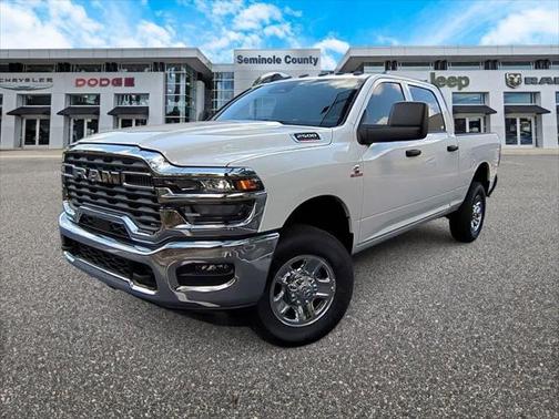 2025 RAM 2500 Tradesman Crew Cab 4x4 6'4' Box