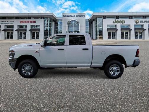 2025 RAM 2500 Tradesman Crew Cab 4x4 6'4' Box