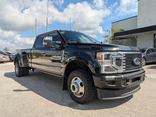 2022 Ford F-350 Platinum