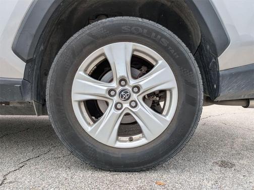 2019 Toyota RAV4 XLE