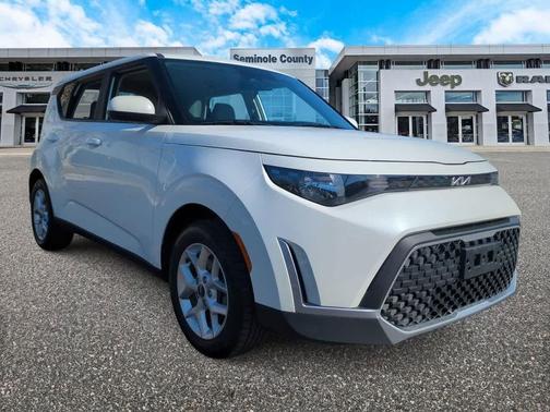 2023 Kia Soul LX