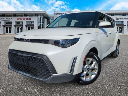 2023 Kia Soul LX