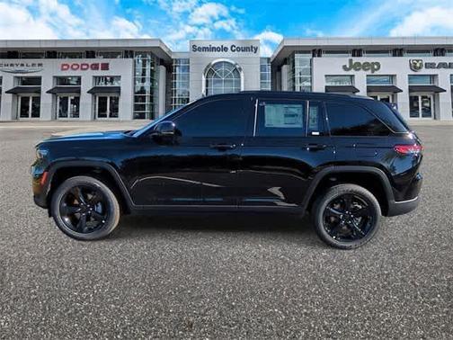 2025 Jeep Grand Cherokee Altitude