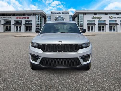 2025 Jeep Grand Cherokee Limited X