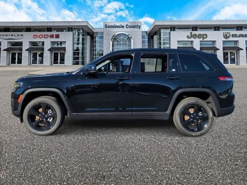 2025 Jeep Grand Cherokee Altitude