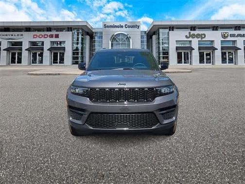 2025 Jeep Grand Cherokee Altitude