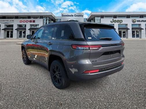 2025 Jeep Grand Cherokee Altitude