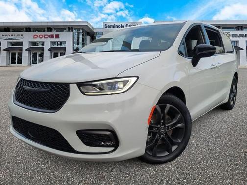 2026 Chrysler Pacifica L