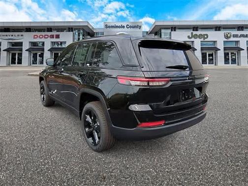 2025 Jeep Grand Cherokee Limited X